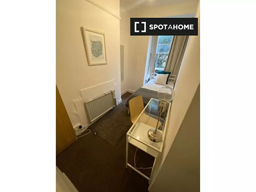 Immagine 3 di Camera condivisa in affitto  in Southfield Rd a Hounslow