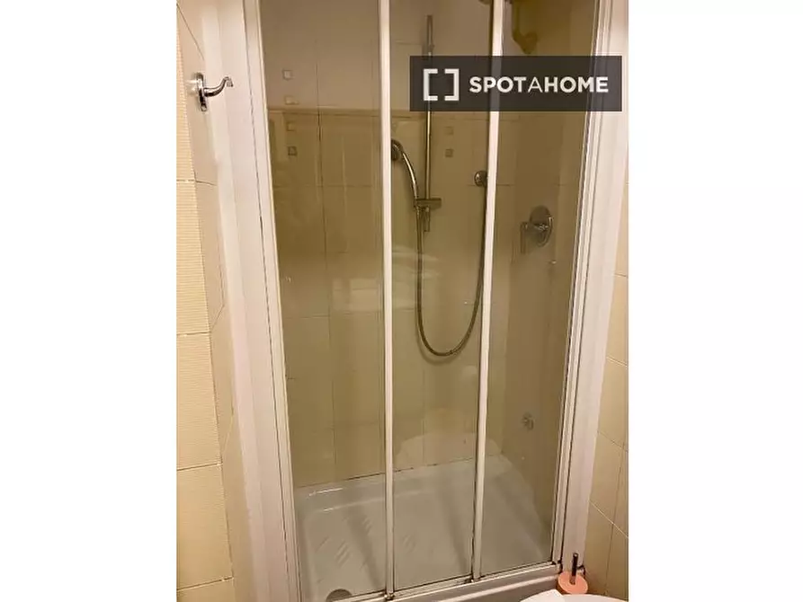 Immagine 9 di Appartamento in affitto  in Piazza San Giovanni In Laterano a Roma