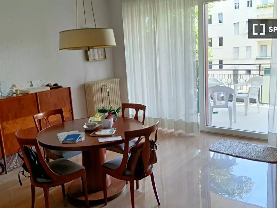 Immagine 10 di Camera condivisa in affitto  in Via A. Ponchielli a Monza