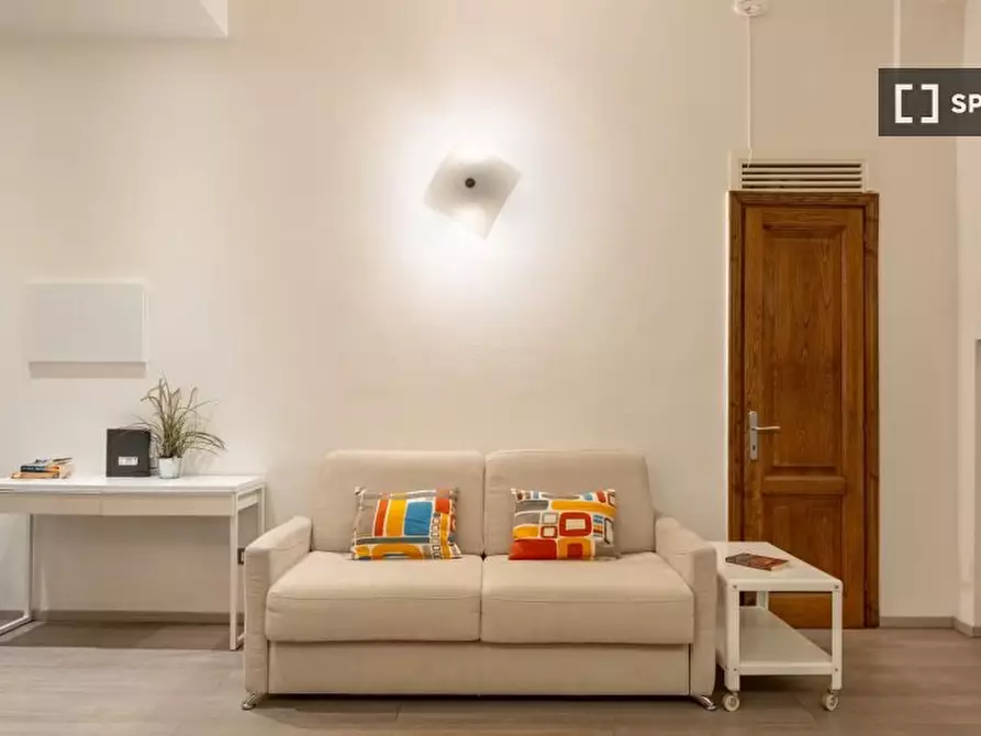 Immagine 11 di Appartamento in affitto  in Via della Pergola a Firenze