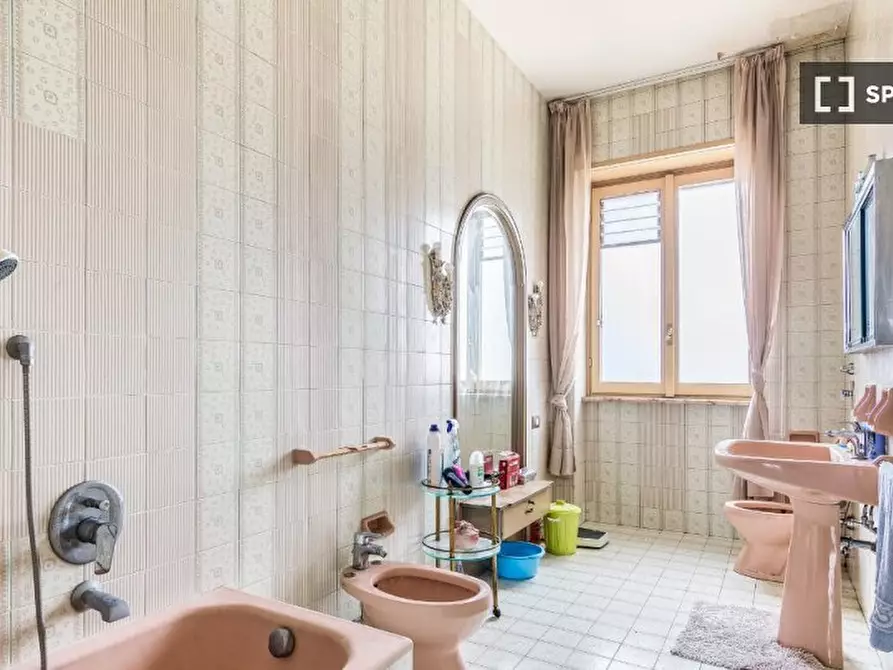 Immagine 14 di Camera condivisa in affitto  in Viale Gran Sasso a Milano