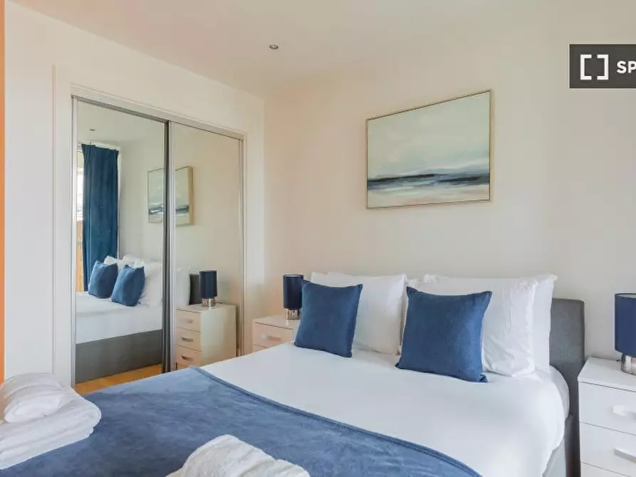 Immagine 15 di Appartamento in affitto  in St George Wharf a Lambeth