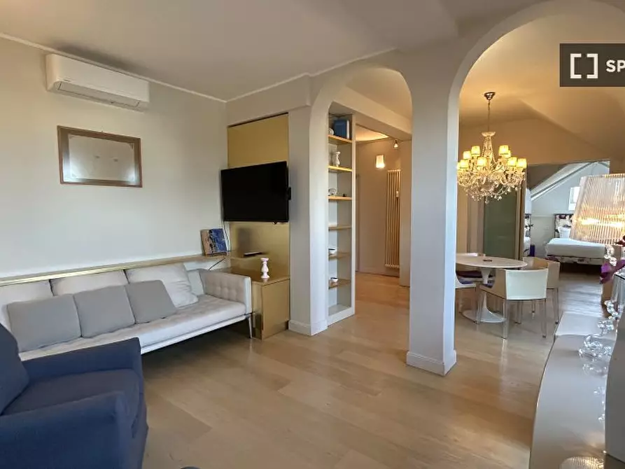 Immagine 1 di Appartamento in affitto  in Via Gabrio Serbelloni a Milano
