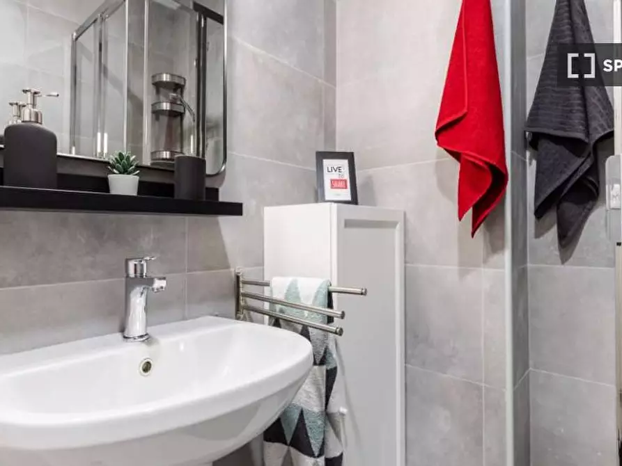 Immagine 9 di Camera condivisa in affitto  in Viale Bligny a Milano