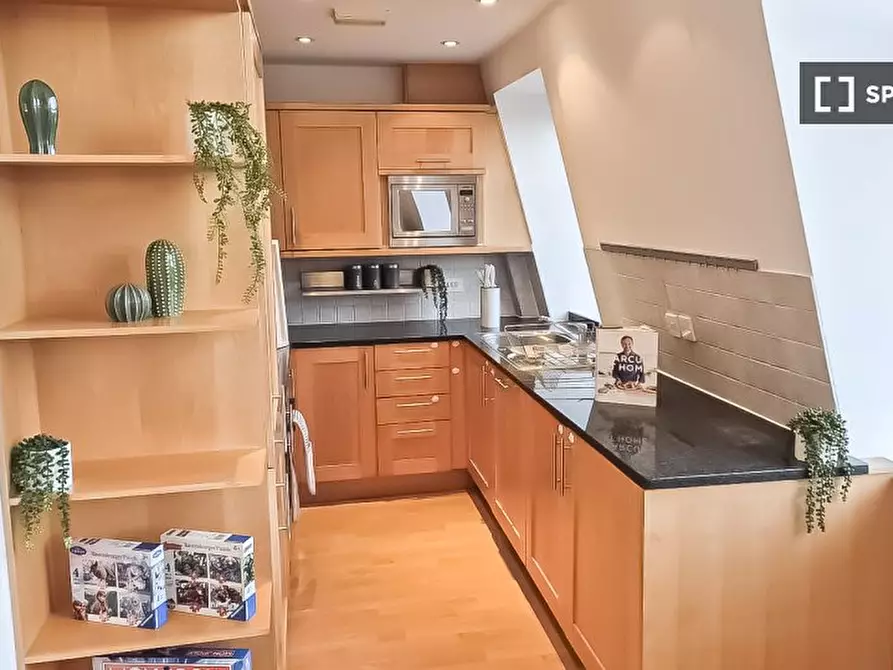 Immagine 16 di Appartamento in affitto  in Drake Court a Camberwell