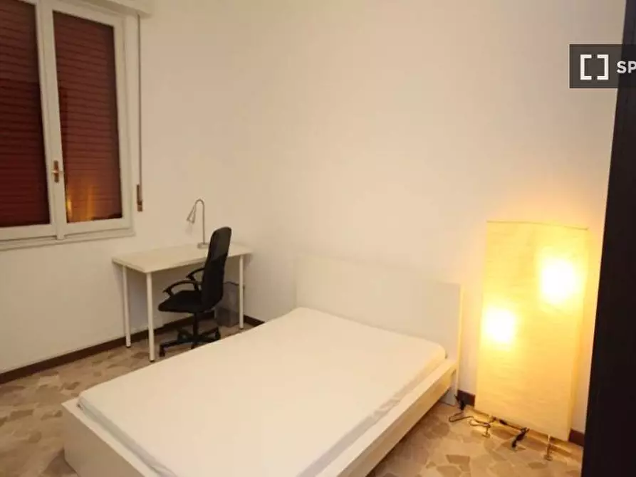 Immagine 1 di Camera condivisa in affitto  in Via Salvatore Barzilai a Milano