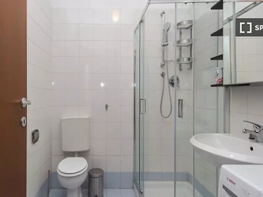 Immagine 19 di Camera condivisa in affitto  in Via Del Lavoro a Bologna