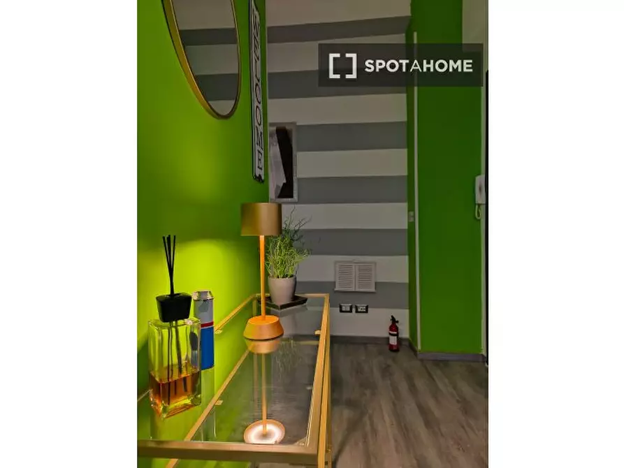 Immagine 11 di Appartamento in affitto  in Via Tuscolana a Roma