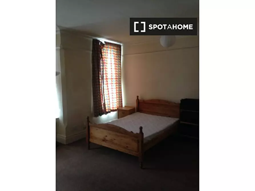 Immagine 4 di Camera condivisa in affitto  in Nottingham Rd a 