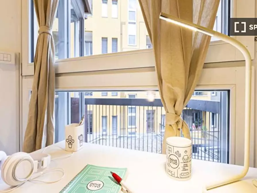 Immagine 5 di Camera condivisa in affitto  in Corso Vercelli a Milano