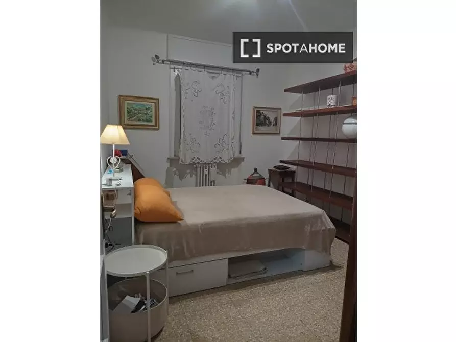 Immagine 1 di Camera condivisa in affitto  in Via Guglielmo Koerner a Milano