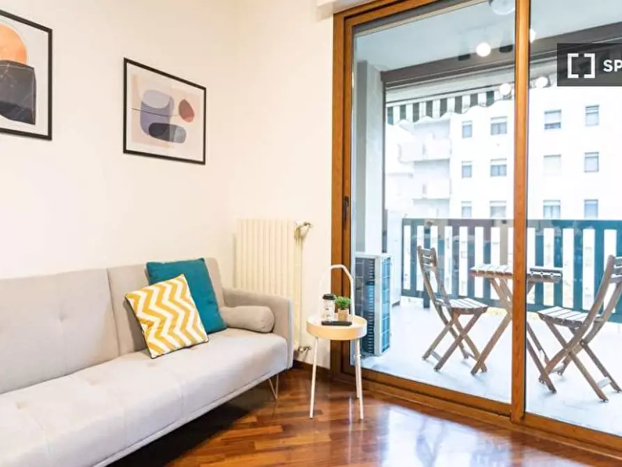 Immagine 19 di Camera condivisa in affitto  in Via Spadolini a Milano