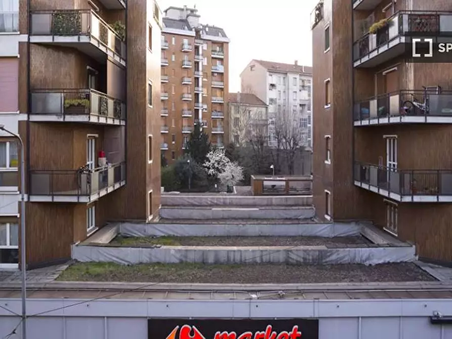 Immagine 10 di Camera condivisa in affitto  in Viale Carlo Espinasse Milan a Milano