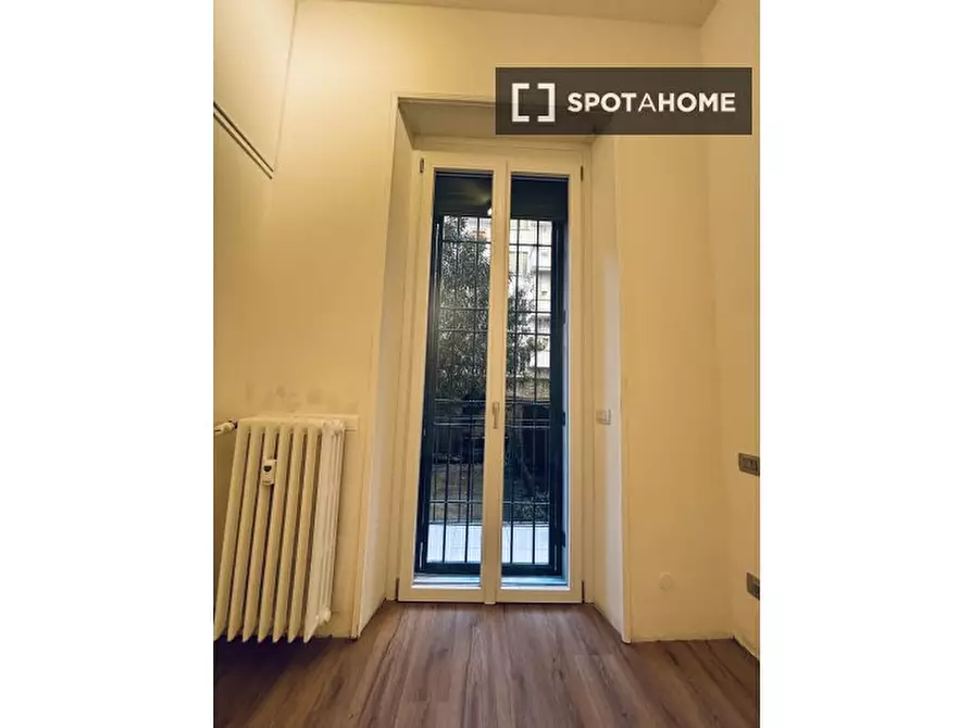 Immagine 18 di Appartamento in affitto  in V.le Berengario a Milano