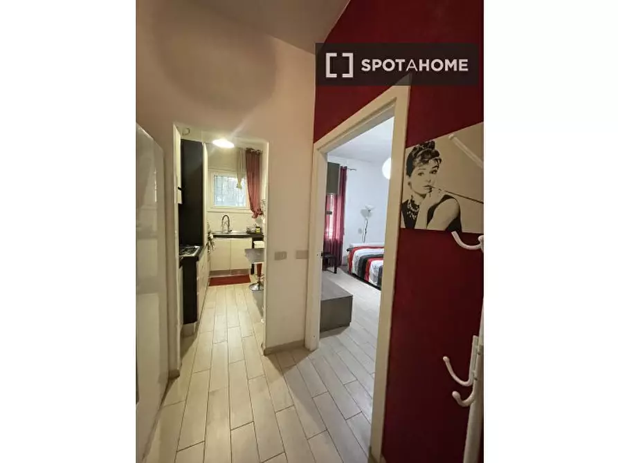 Immagine 10 di Camera condivisa in affitto  in Piazza Agrippa a Milano