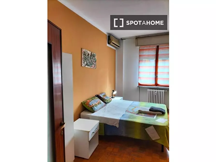 Immagine 4 di Camera condivisa in affitto  in Via Ercolano a Milano