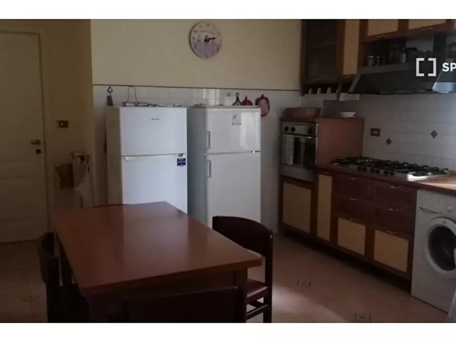 Immagine 10 di Camera condivisa in affitto  in Via Bernardo Cavallino a Napoli