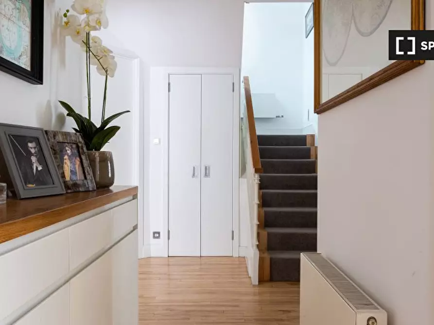 Immagine 18 di Appartamento in affitto  in Pembroke Mews a Kensington