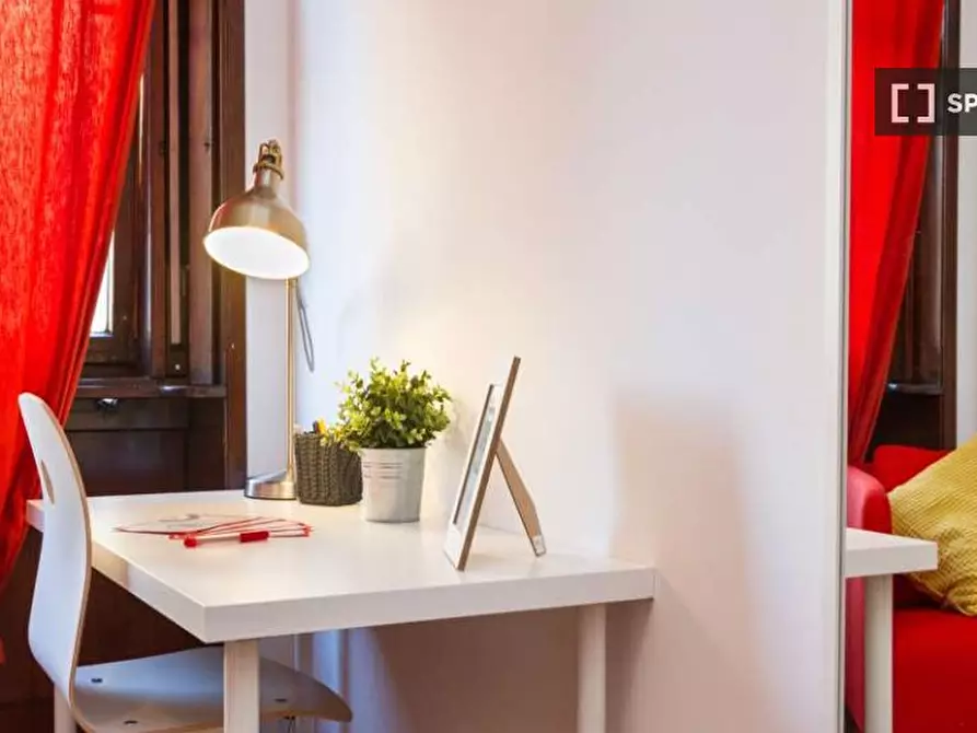 Immagine 7 di Camera condivisa in affitto  in Via Larga a Milano