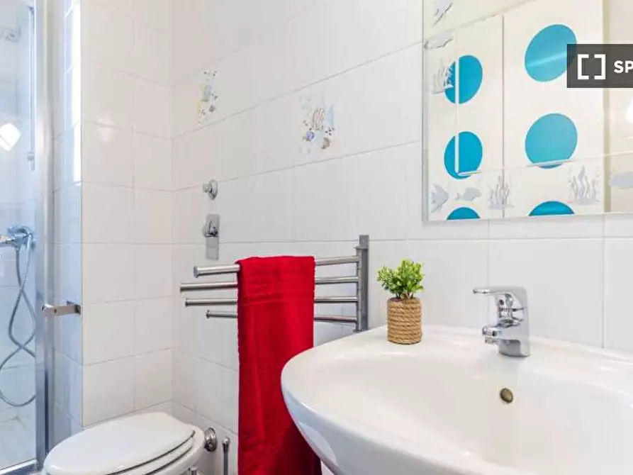 Immagine 18 di Camera condivisa in affitto  in Via Andrea Solari a Milano