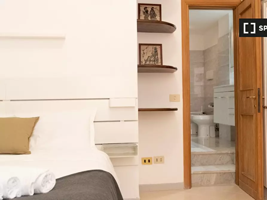 Immagine 14 di Appartamento in affitto  in Via Sardegna a Roma