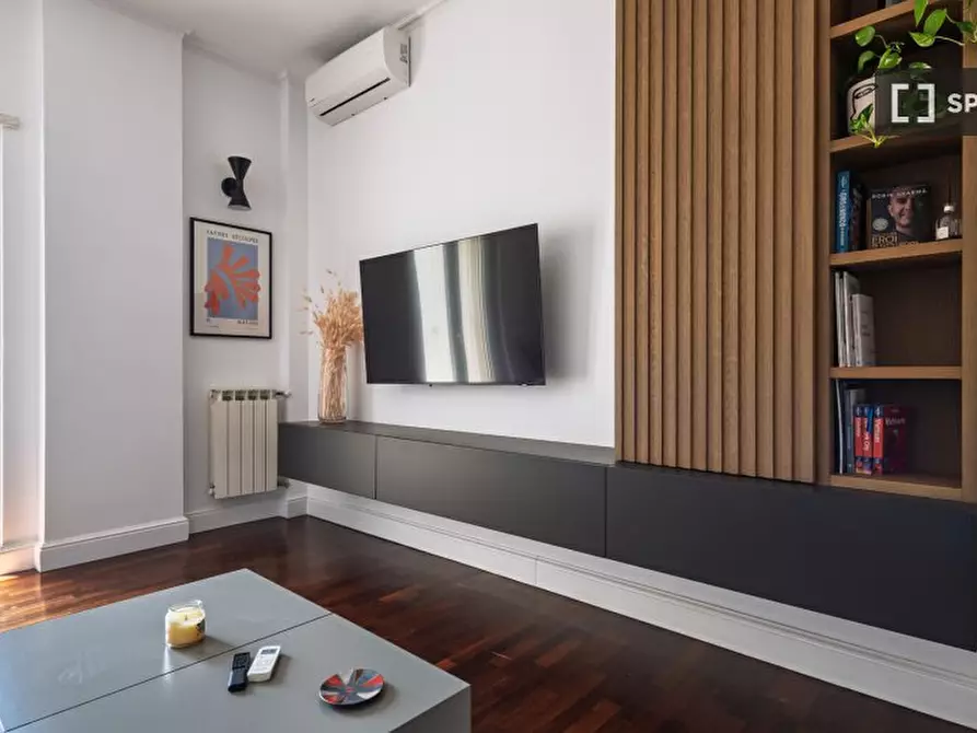 Immagine 9 di Appartamento in affitto  in Via Domenico Fontana a Napoli