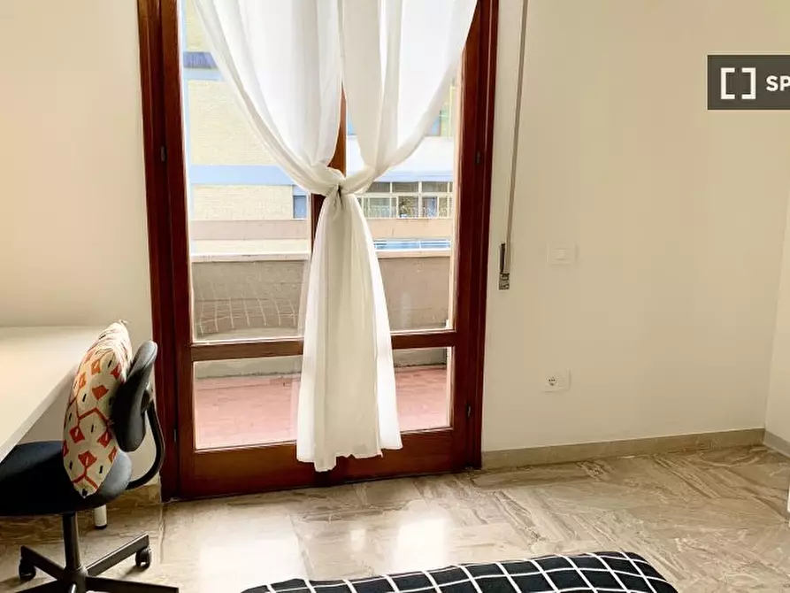Immagine 8 di Camera condivisa in affitto  in VIALE F. REDI a Firenze
