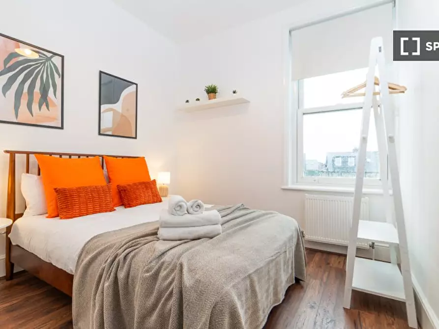 Immagine 12 di Appartamento in affitto  in High Street Mews a Merton