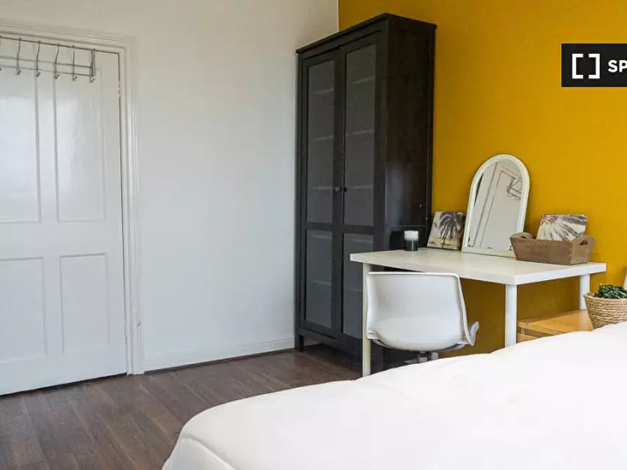 Immagine 1 di Camera condivisa in affitto  in Flat Westbourne Court a Paddington
