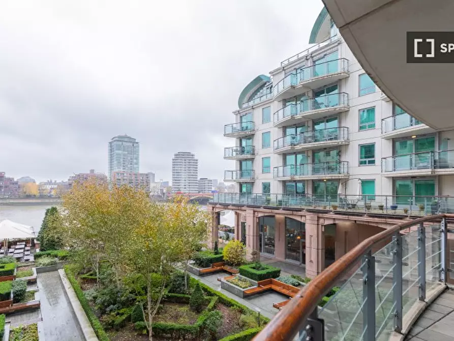 Immagine 17 di Appartamento in affitto  in St George Wharf a Lambeth