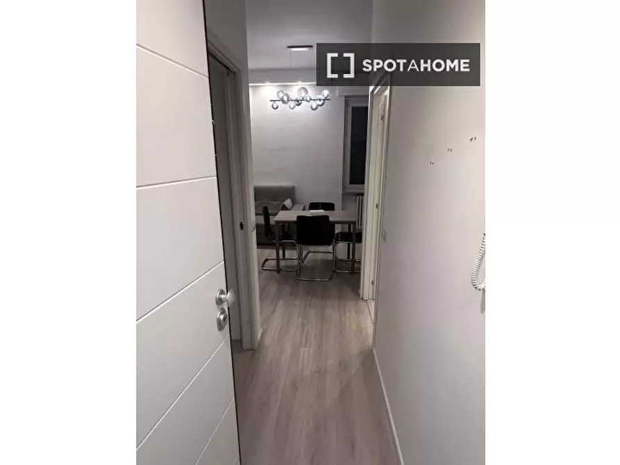 Immagine 10 di Appartamento in affitto  in Via Giovanni Battista Sammartini a Milano