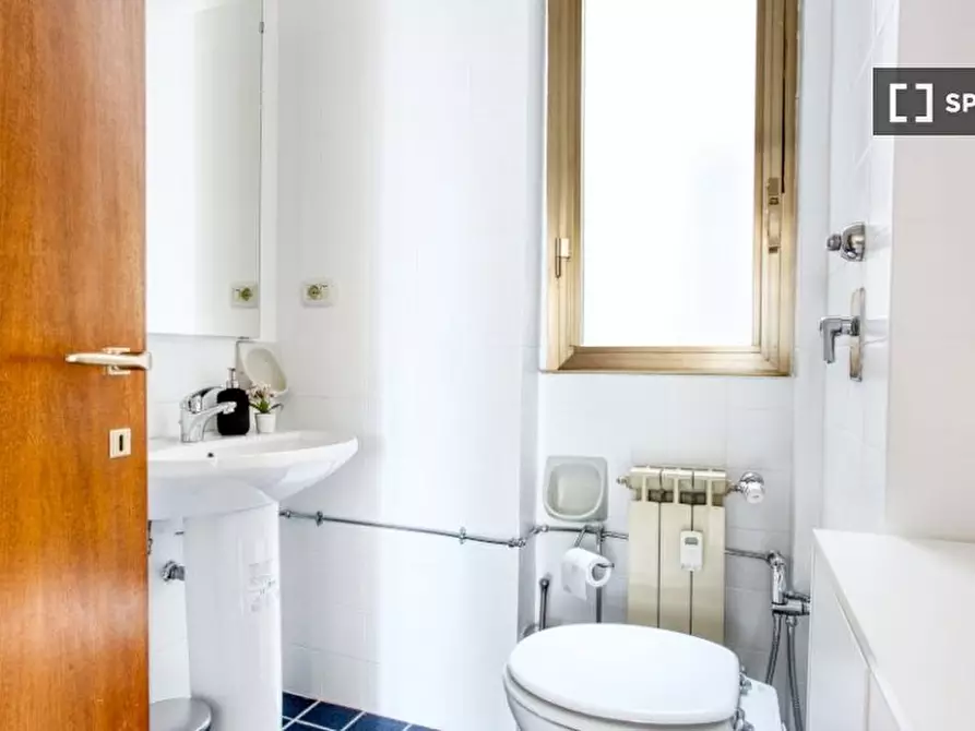 Immagine 19 di Camera condivisa in affitto  in Via Ronchi a Milano