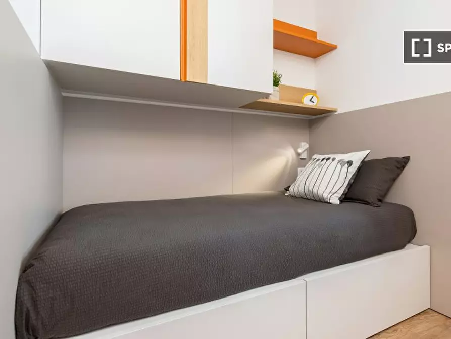 Immagine 3 di Camera condivisa in affitto  in San Giovanni a Trento