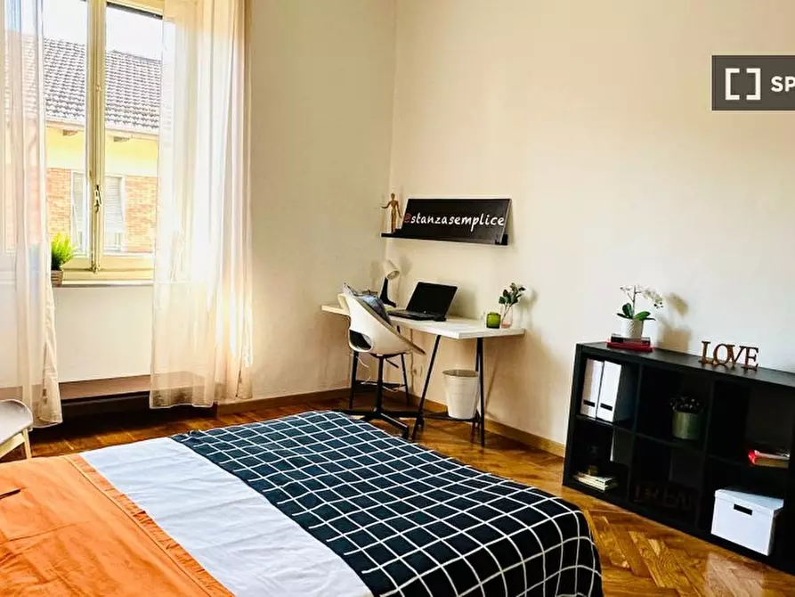 Immagine 4 di Camera condivisa in affitto  in Via Stefano Clemente n. a Torino