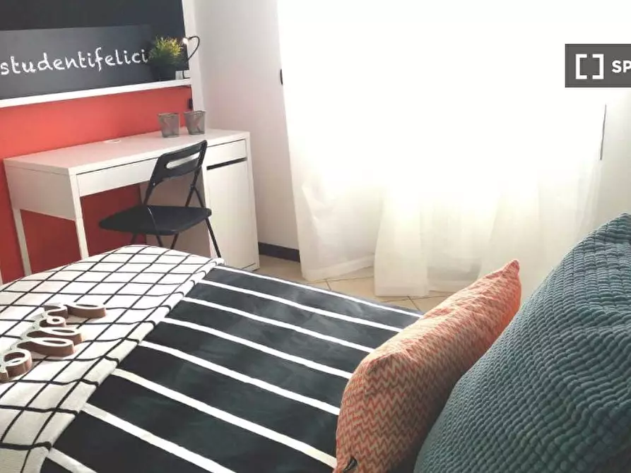 Immagine 4 di Camera condivisa in affitto  in Cesare Battisti a Brescia