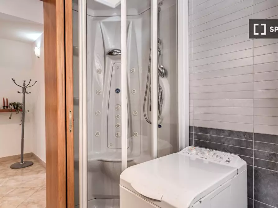 Immagine 8 di Appartamento in affitto  in Via dei Lauri a Roma