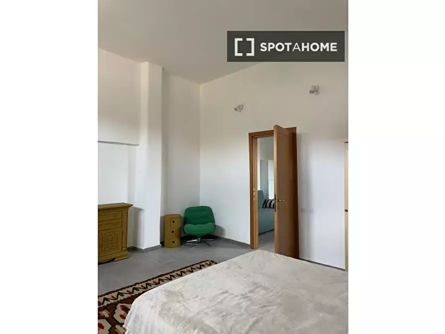 Immagine 13 di Appartamento in affitto  in Via del Mandrione a Roma