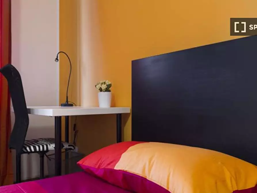 Immagine 1 di Camera condivisa in affitto  in Via Giovanni Da Cermenate a Milano