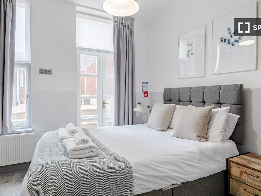 Immagine 10 di Appartamento in affitto  in Apartment a Kensington