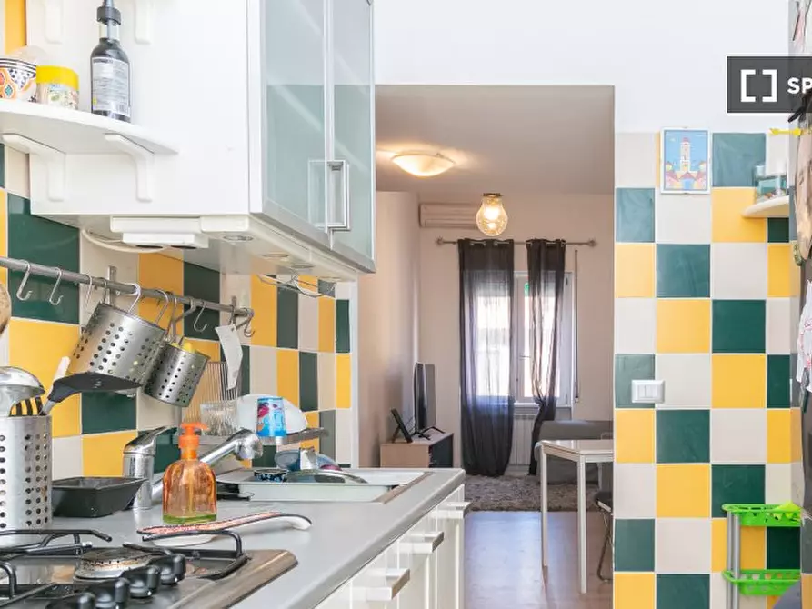 Immagine 13 di Appartamento in affitto  in Via Carlo della Rocca a Roma