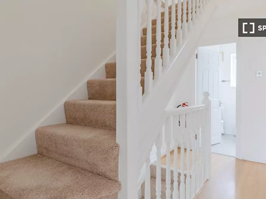 Immagine 4 di Appartamento in affitto  in Grange Park Rd a Walthamstow