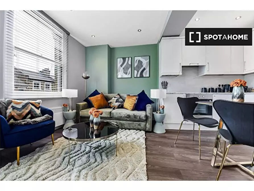 Immagine 2 di Appartamento in affitto  in Flat a Camden Town