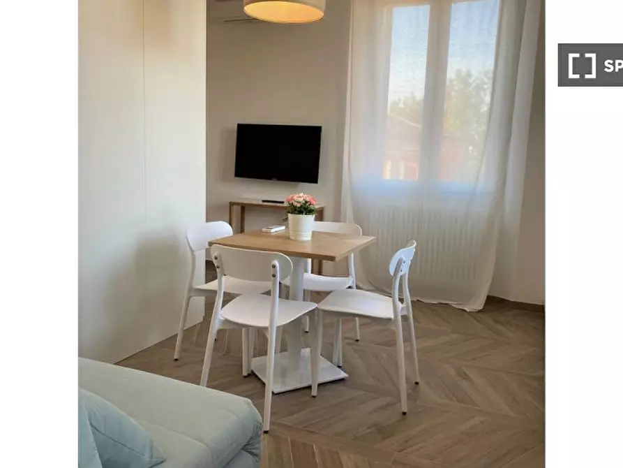 Immagine 6 di Appartamento in affitto  in Via Giuseppe Massarenti a Bologna