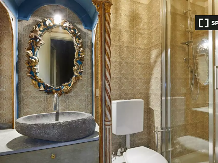 Immagine 14 di Appartamento in affitto  in Via dei Leoni a Firenze