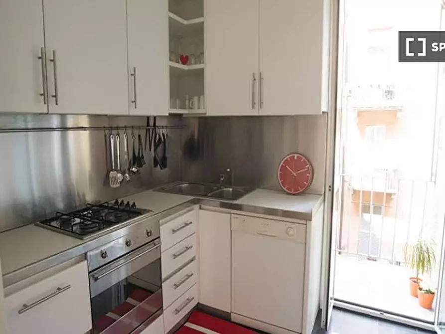 Immagine 6 di Camera condivisa in affitto  in Viale Tunisia a Milano