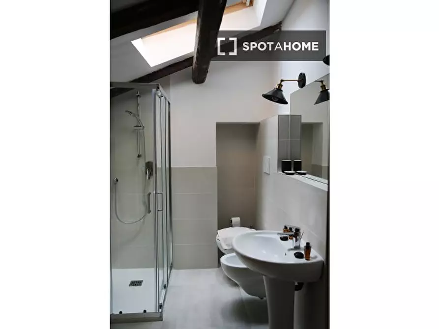 Immagine 3 di Ufficio in affitto  in Via Mentana a Bologna