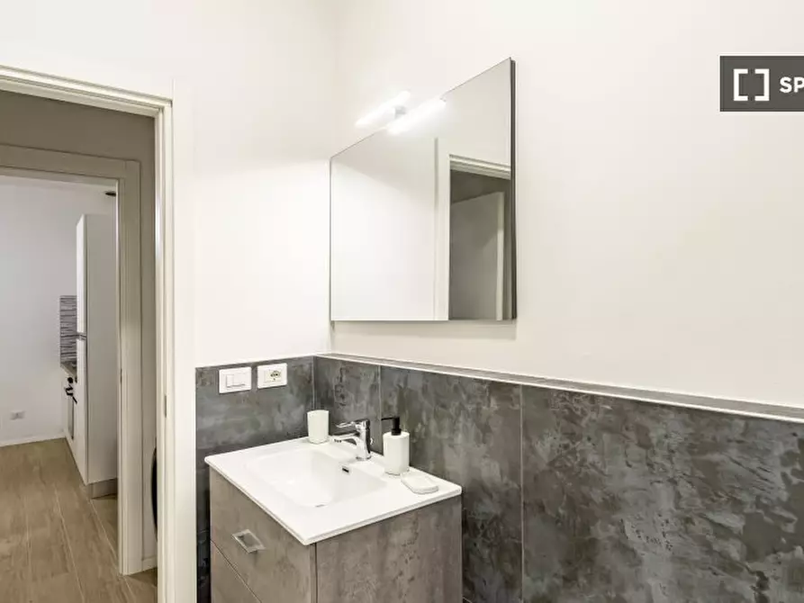 Immagine 10 di Ufficio in affitto  in Via dell'Oro a Bologna