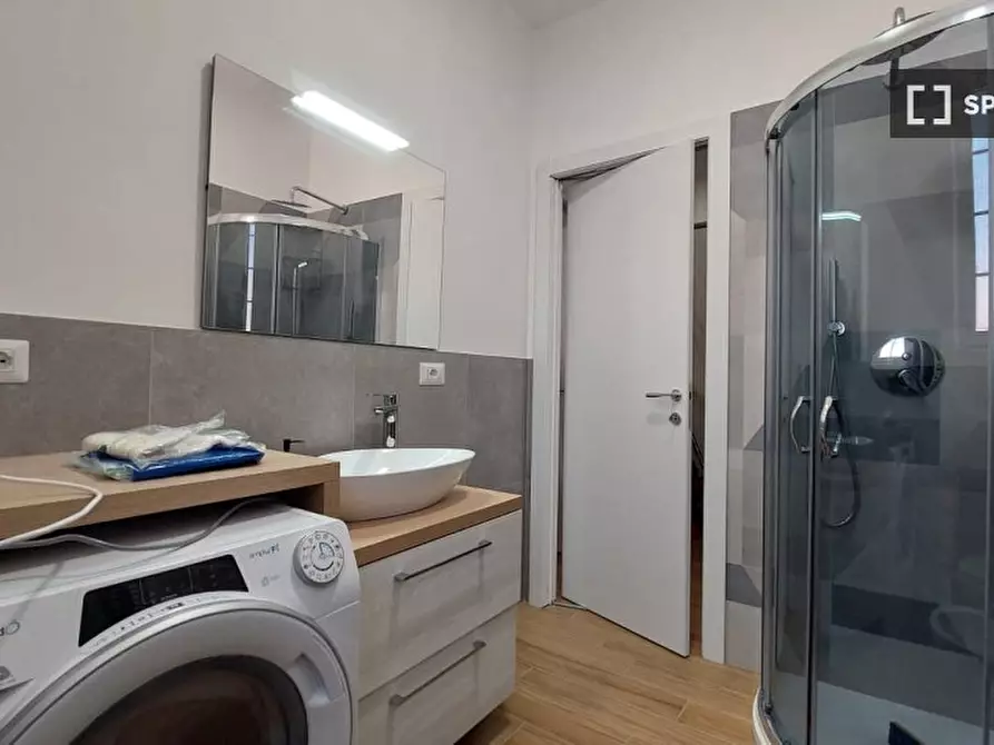 Immagine 4 di Appartamento in affitto  in Via la Spezia a Roma