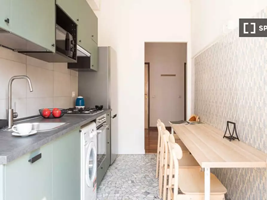 Immagine 5 di Camera condivisa in affitto  in Via Nino Oxilia a Milano