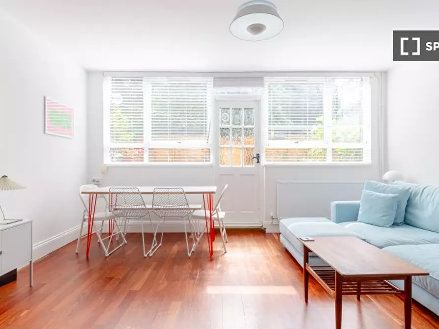 Immagine 9 di Appartamento in affitto  in Crondall Ct a Islington
